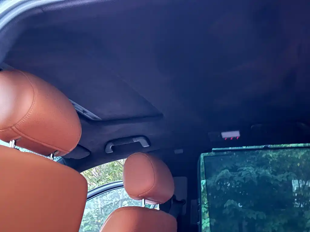 Volkswagen Touareg — миниатюра 20