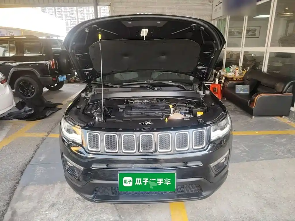 Jeep Compass — миниатюра 20