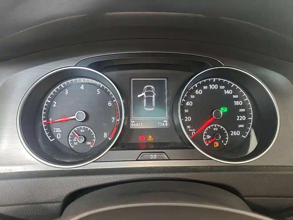 Volkswagen Golf — миниатюра 12