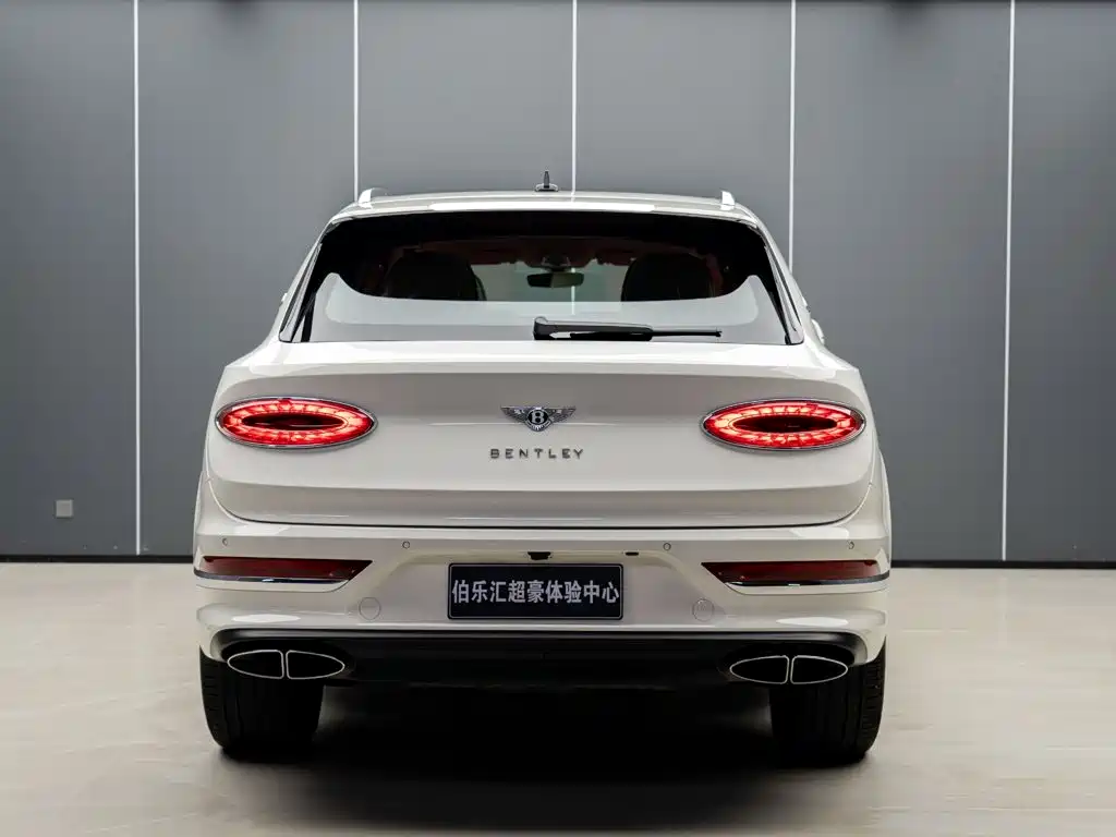 Bentley Bentayga — миниатюра 7