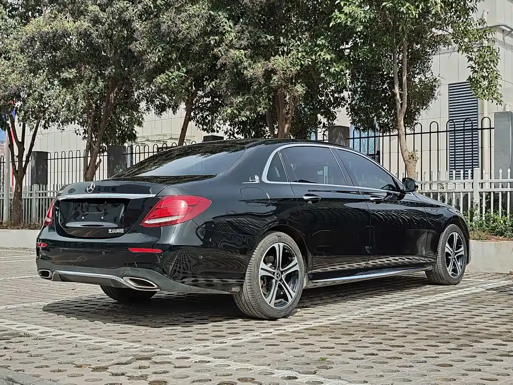 Mercedes-Benz E-Class E 2020 E 260 L Sport