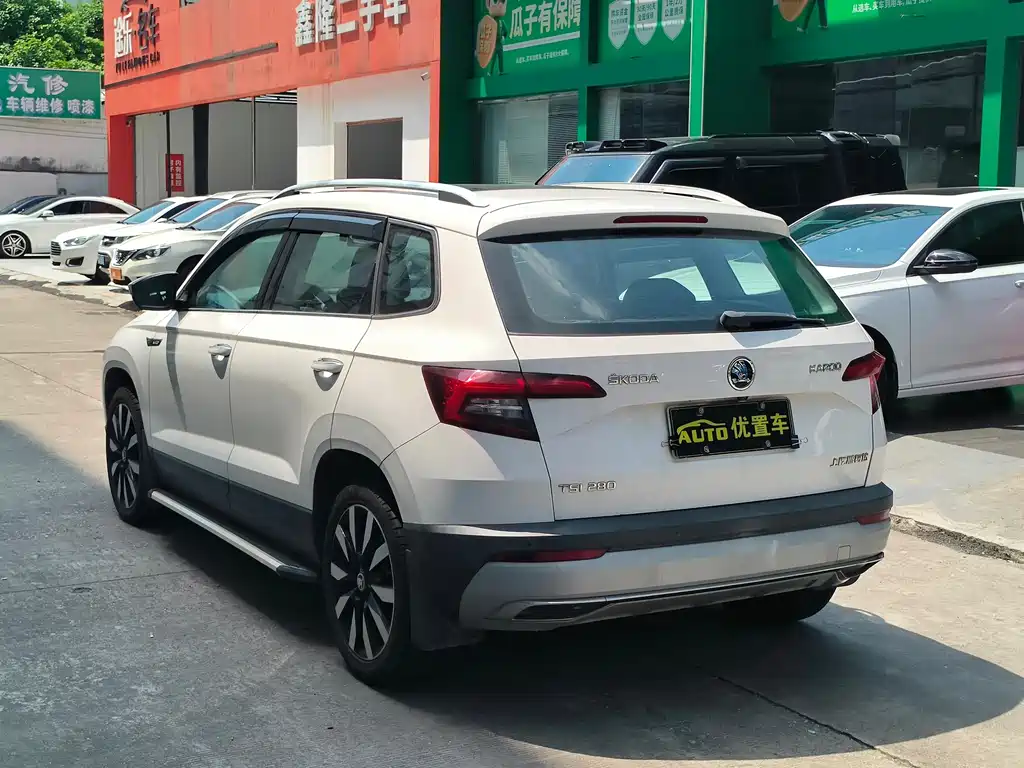 Skoda Karoq — миниатюра 9