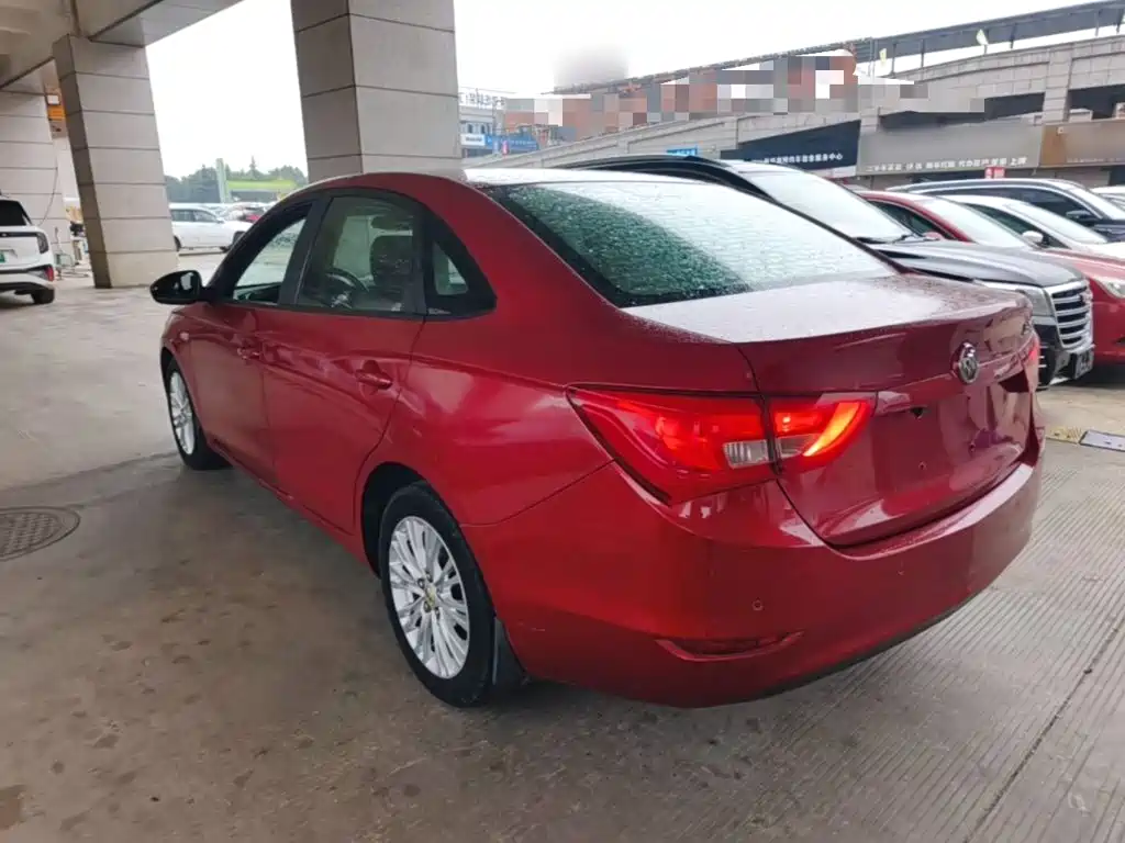 Buick Excelle — миниатюра 5