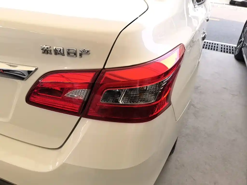 Nissan Sylphy — миниатюра 8