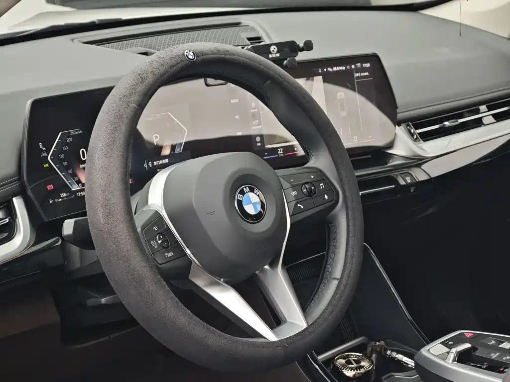 BMW X1 — миниатюра 4