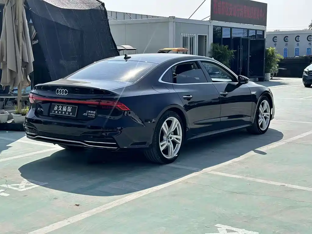 Audi A7L — миниатюра 16
