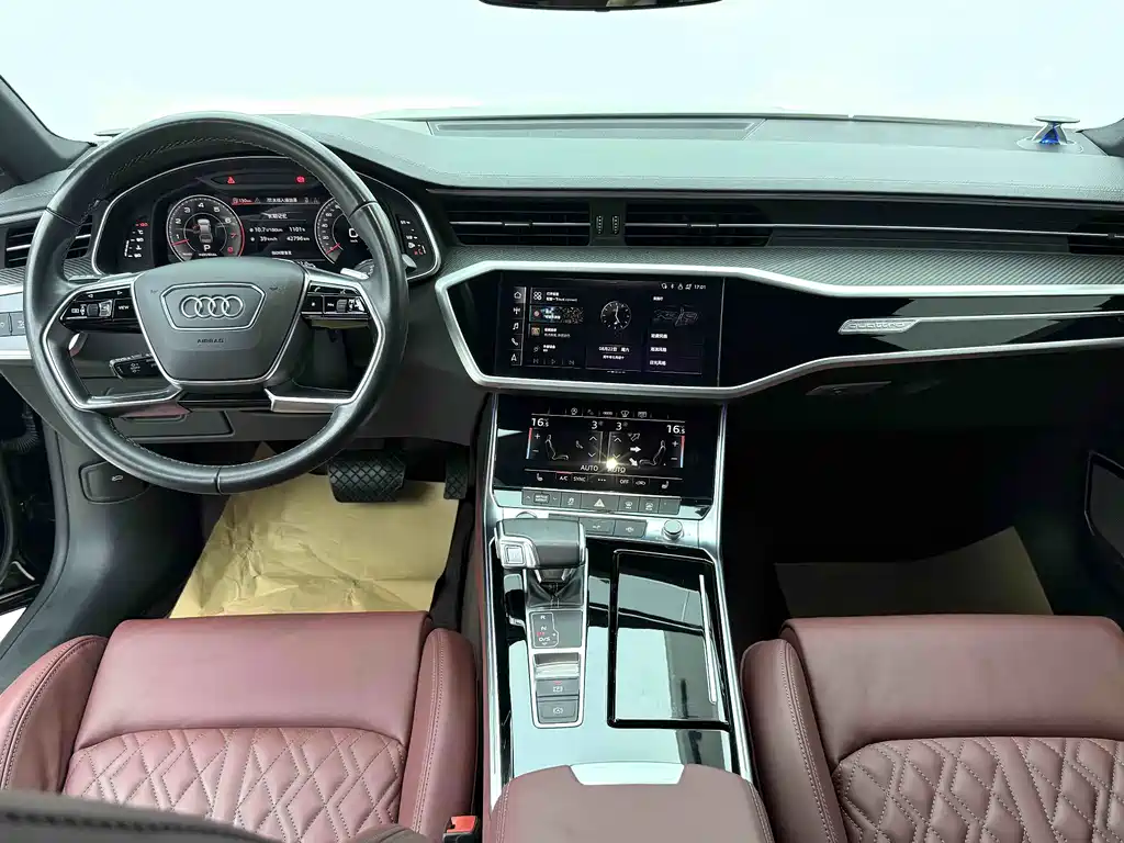 Audi A7L — миниатюра 11