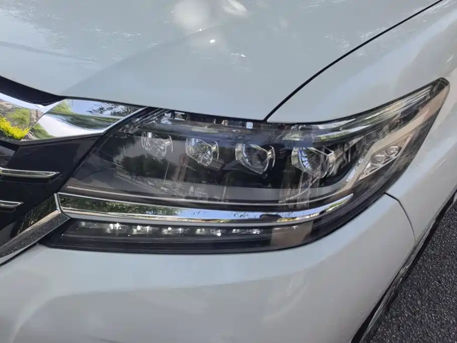 Honda Elysion 2016 2.4L Luxury