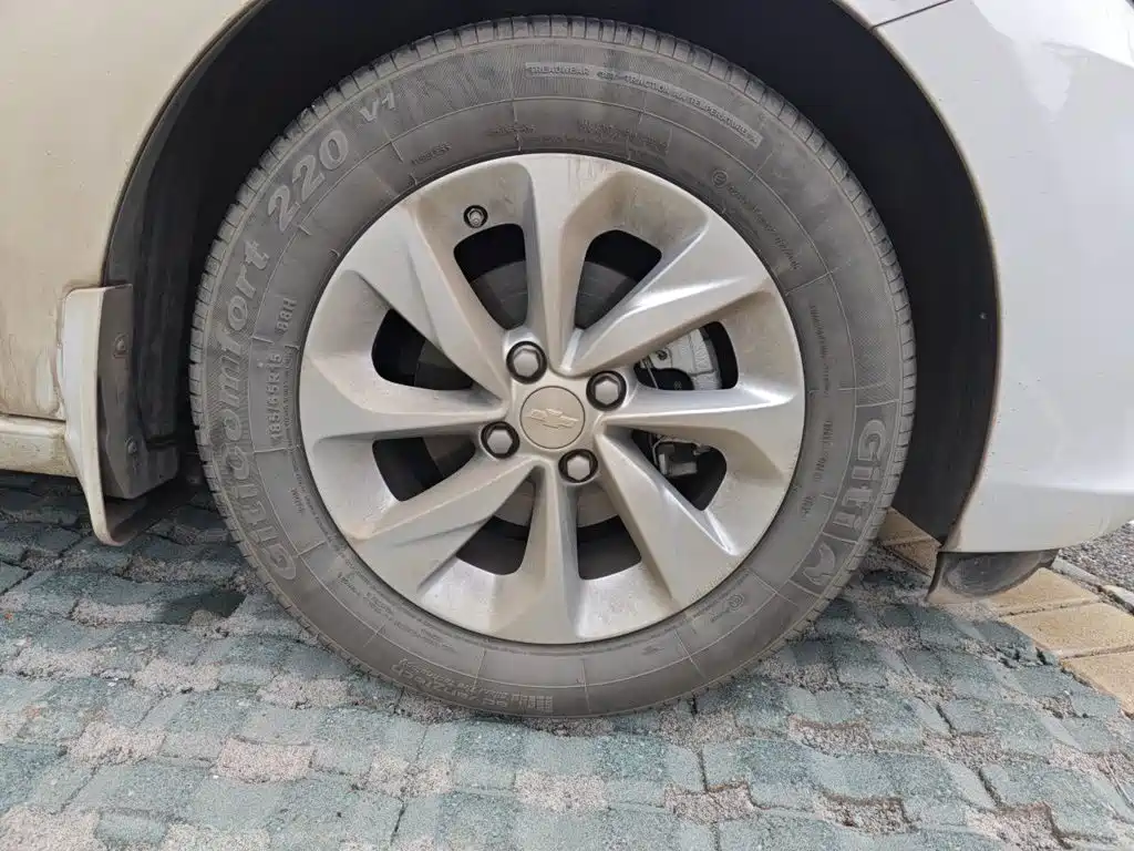 Chevrolet Cavalier — миниатюра 24