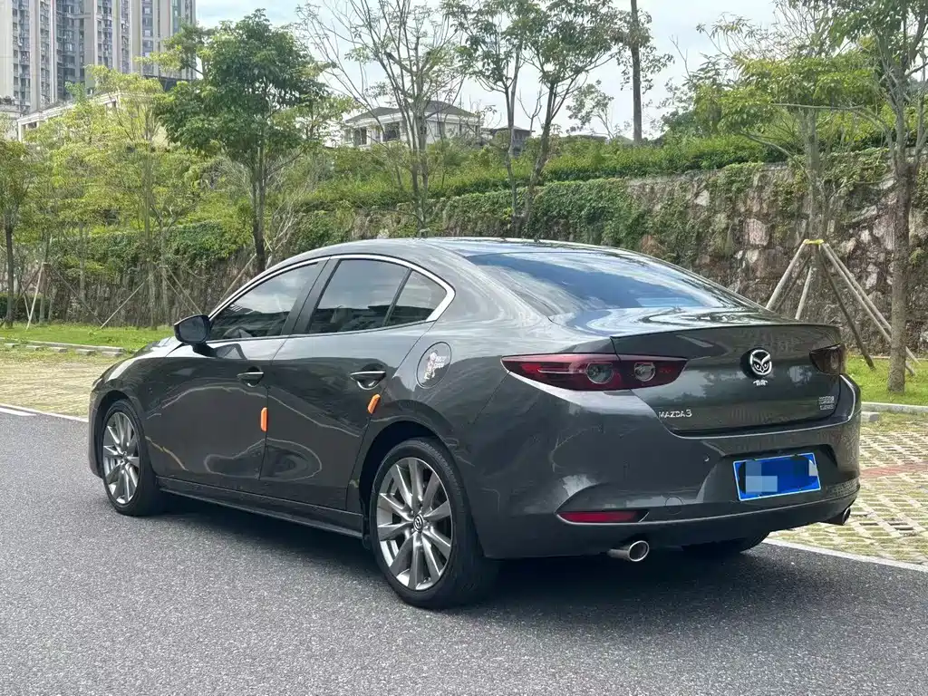 Mazda 3 Axela — миниатюра 7