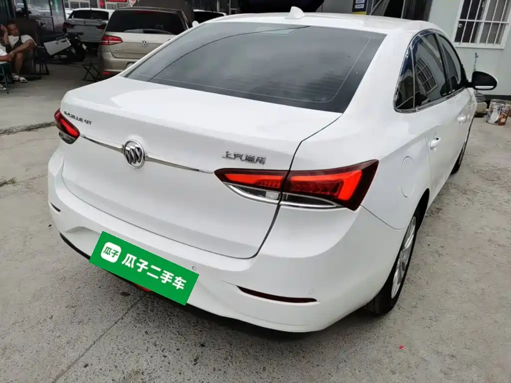 Buick Excelle — миниатюра 7