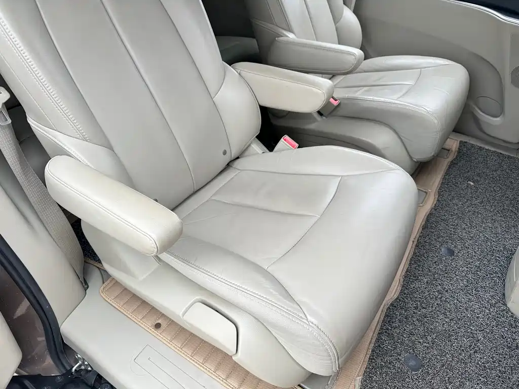 Buick GL8 — миниатюра 15