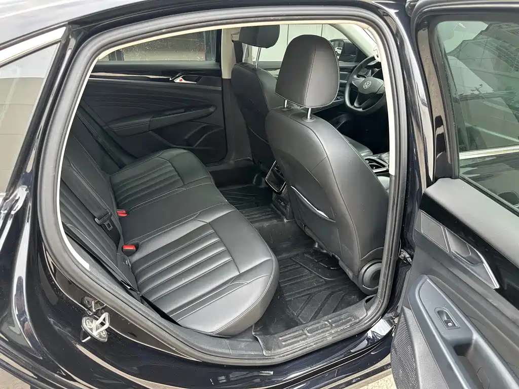 Volkswagen Passat — миниатюра 17