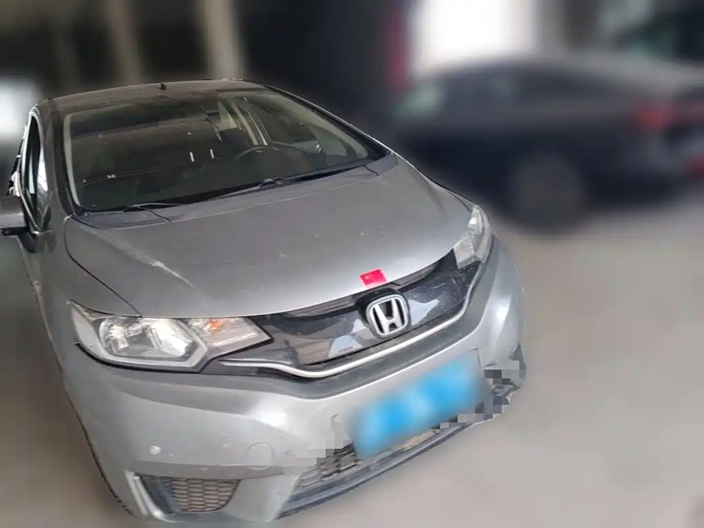 Honda Fit — миниатюра 6