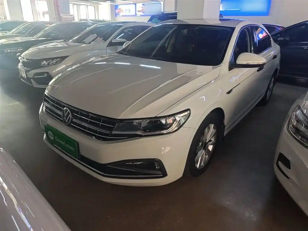 Купить Volkswagen Bora