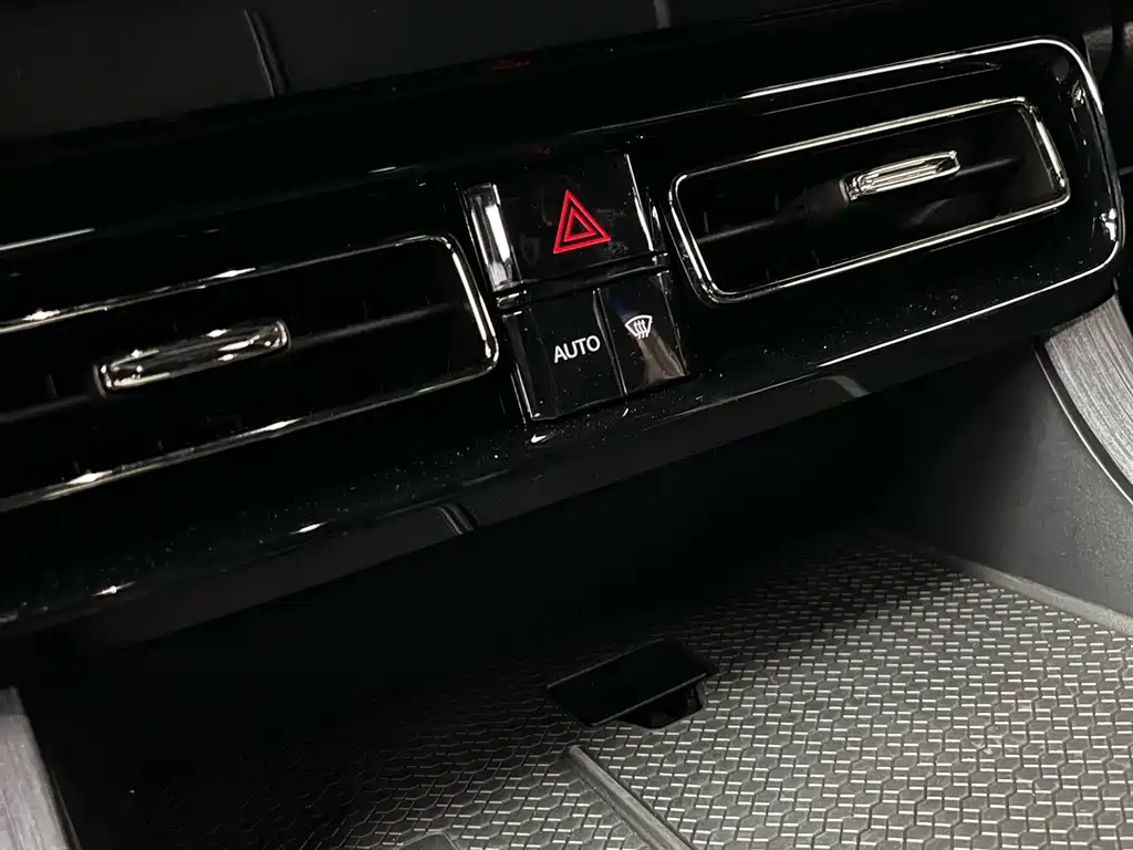 GAC Motor Trumpchi GS8 — миниатюра 21