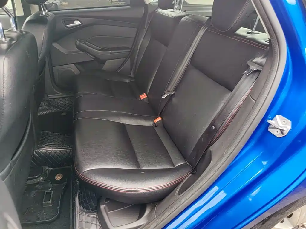 Ford Focus — миниатюра 17