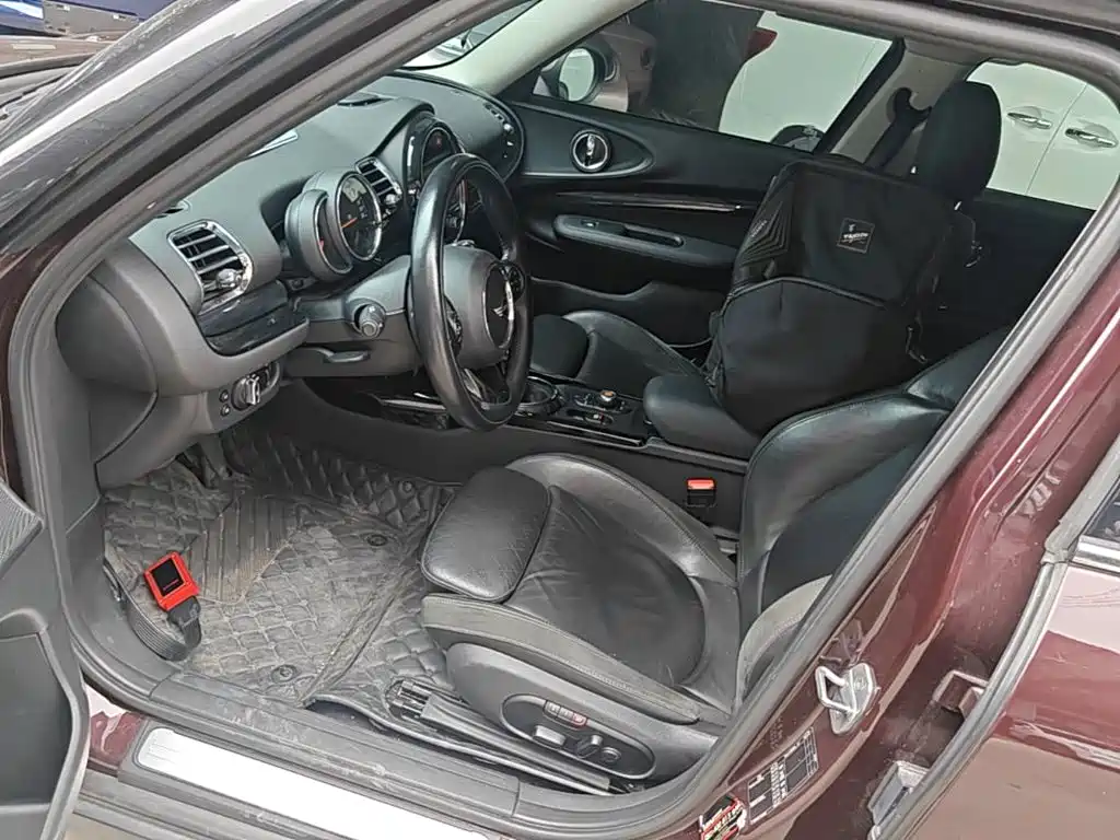 MINI Mini Clubman — миниатюра 15