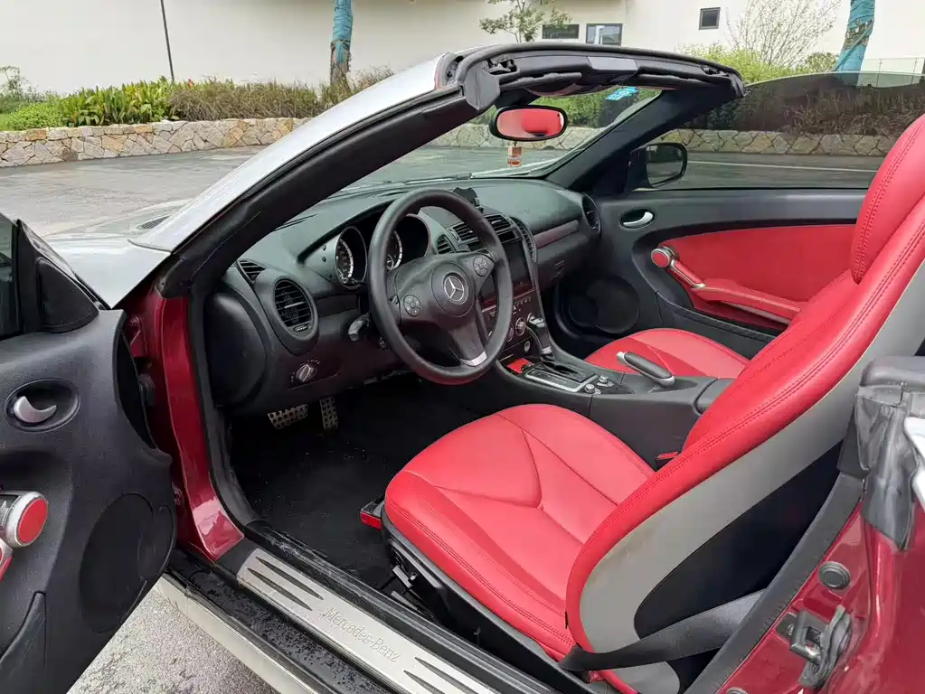 Mercedes-Benz SLK-Class — миниатюра 4