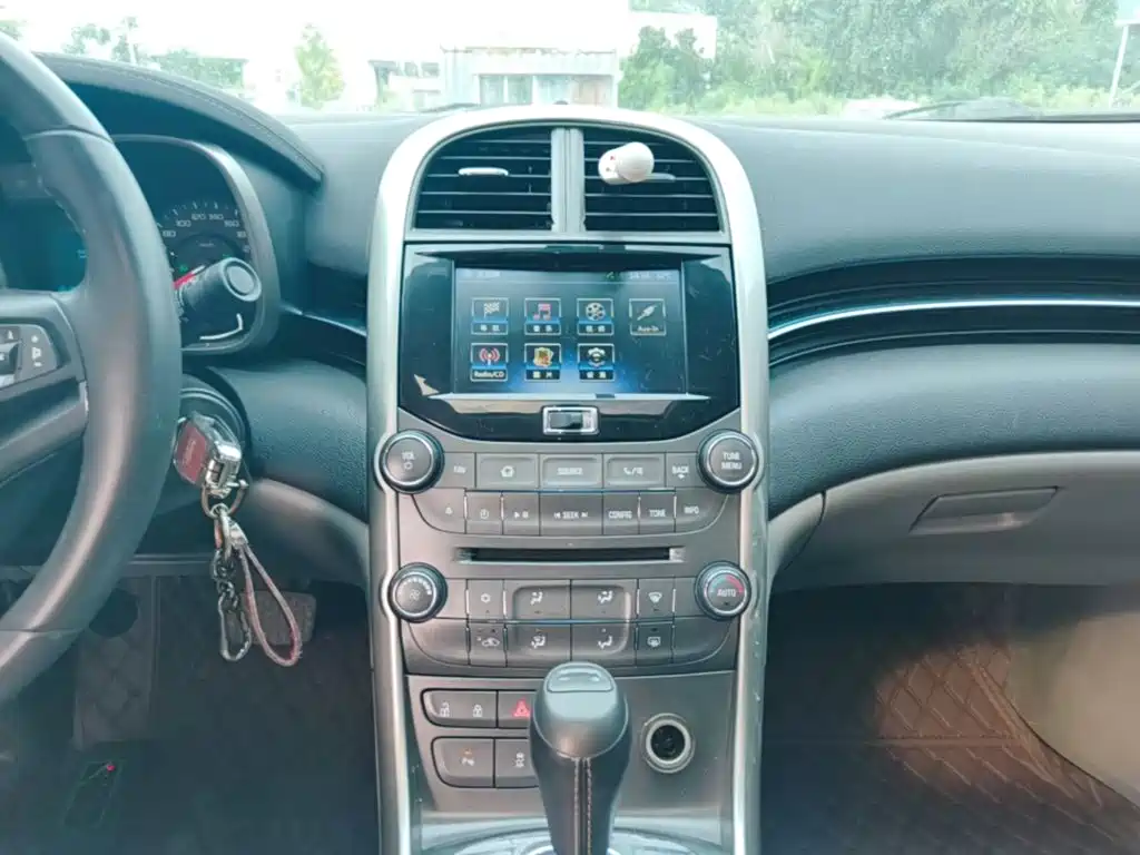 Chevrolet Malibu — миниатюра 13