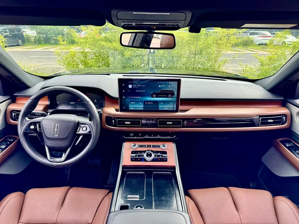 Lincoln Aviator — миниатюра 10