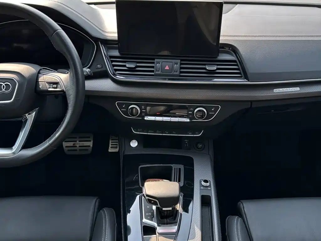 Audi Q5L — миниатюра 23
