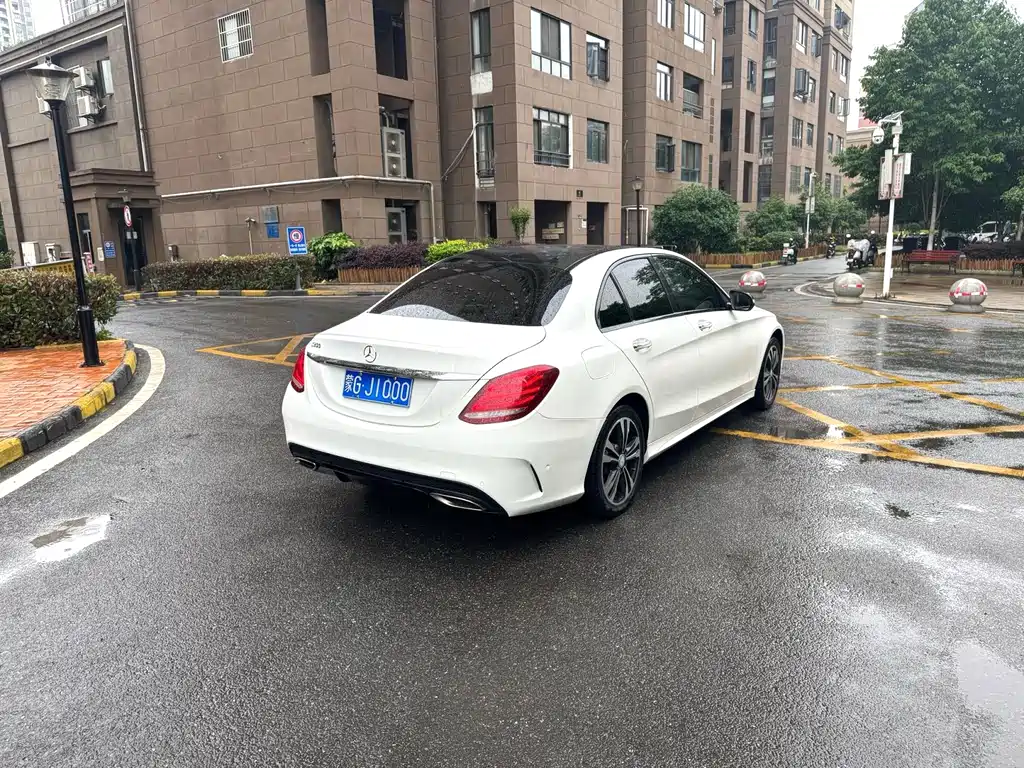 Mercedes-Benz C-Class 2016