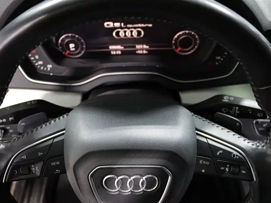 Audi Q5L — миниатюра 11