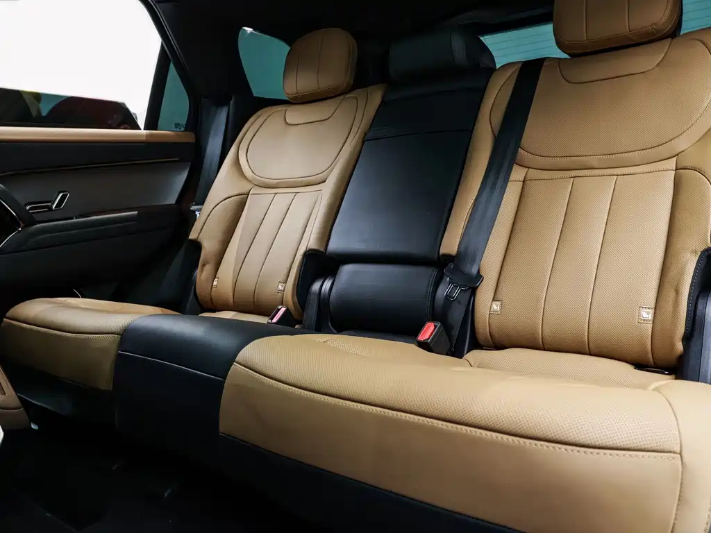 Land Rover Sport — миниатюра 12