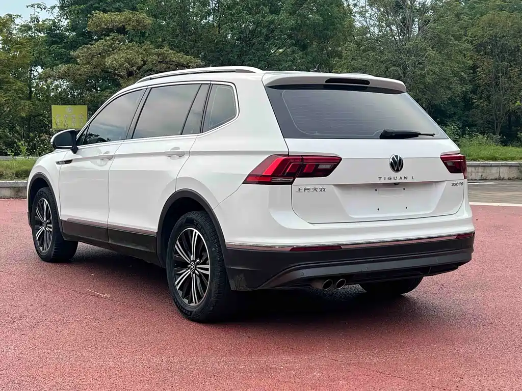 Volkswagen Tiguan L — миниатюра 4