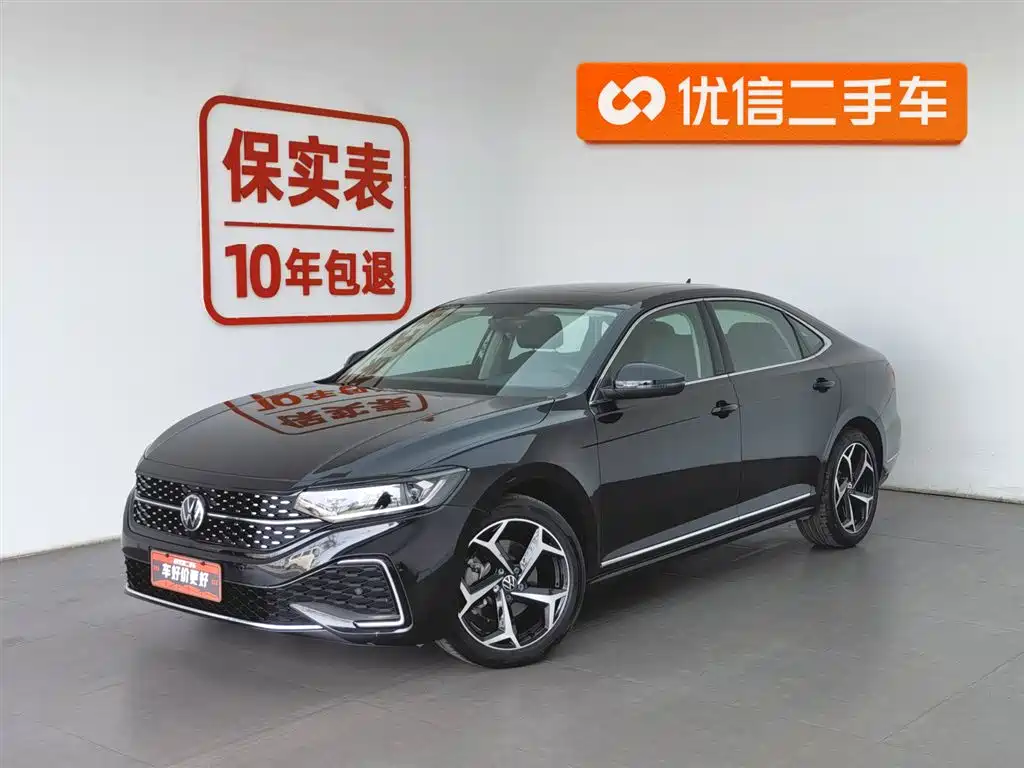 Volkswagen Passat 2025