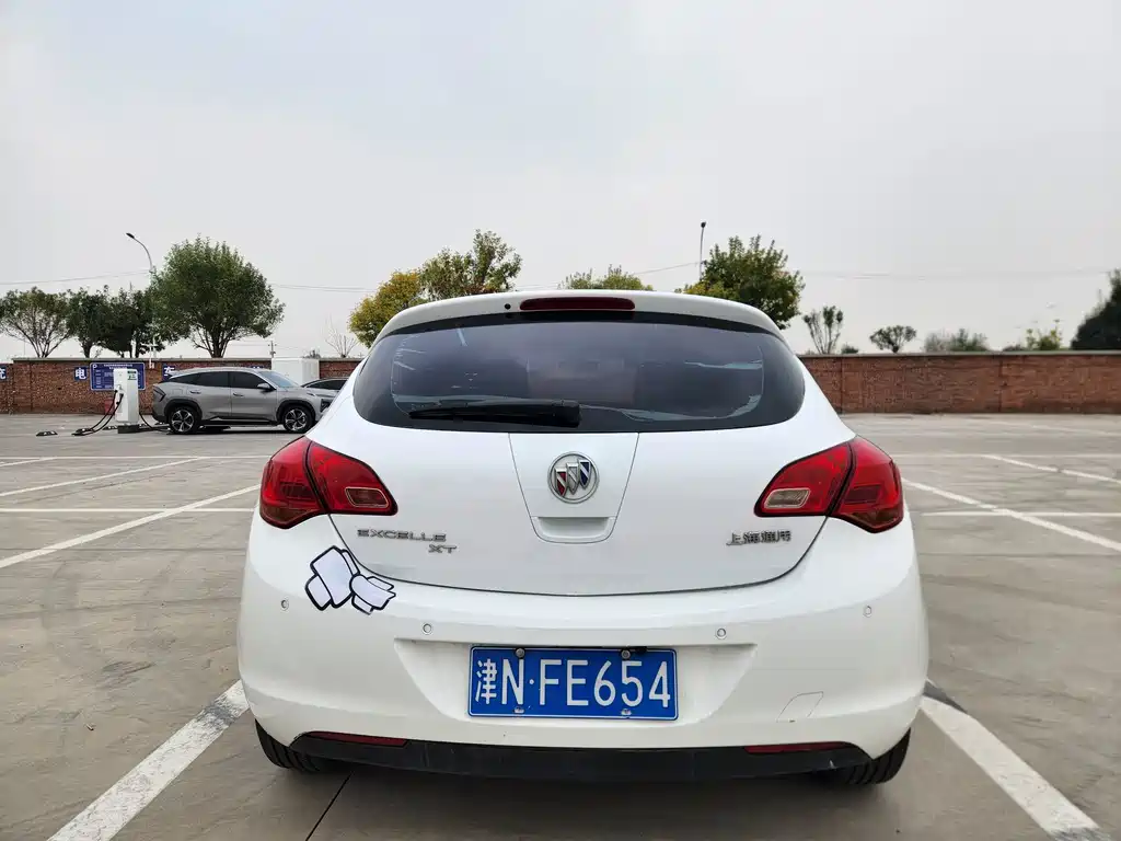 Buick Excelle — миниатюра 5
