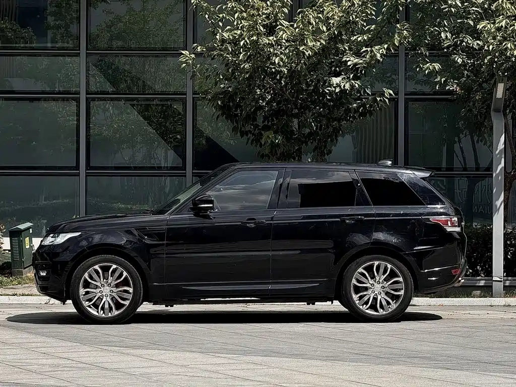 Land Rover Sport — миниатюра 3