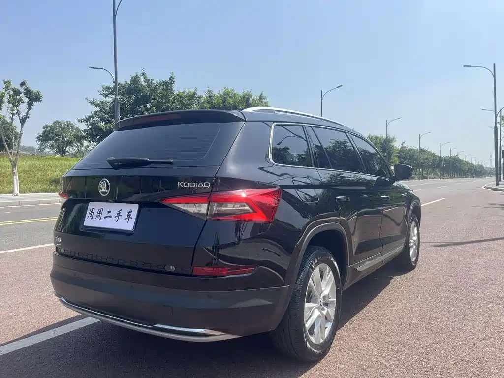 Skoda Kodiaq 2018 TSI330 5 мест Luxury