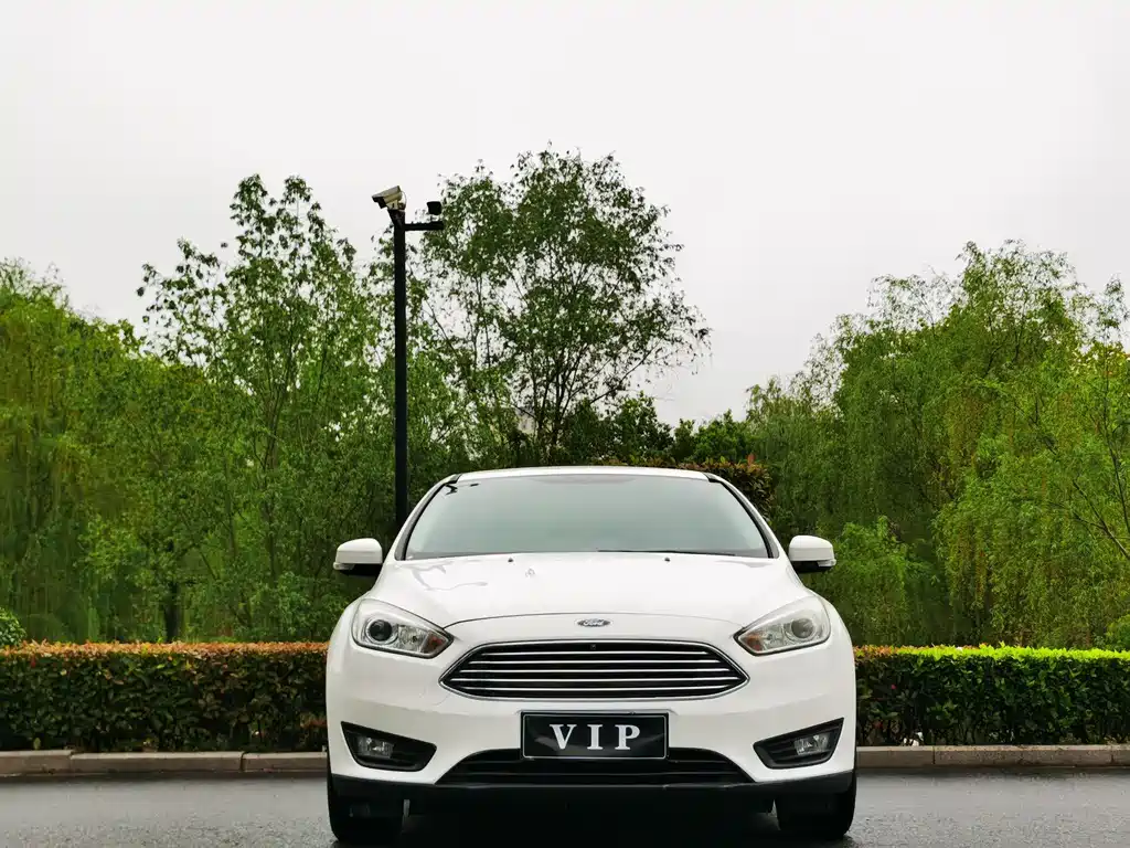 Ford Focus 2015 1.6L AT Comfort