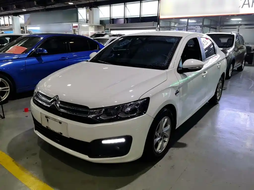 Citroen Elysee — миниатюра 2