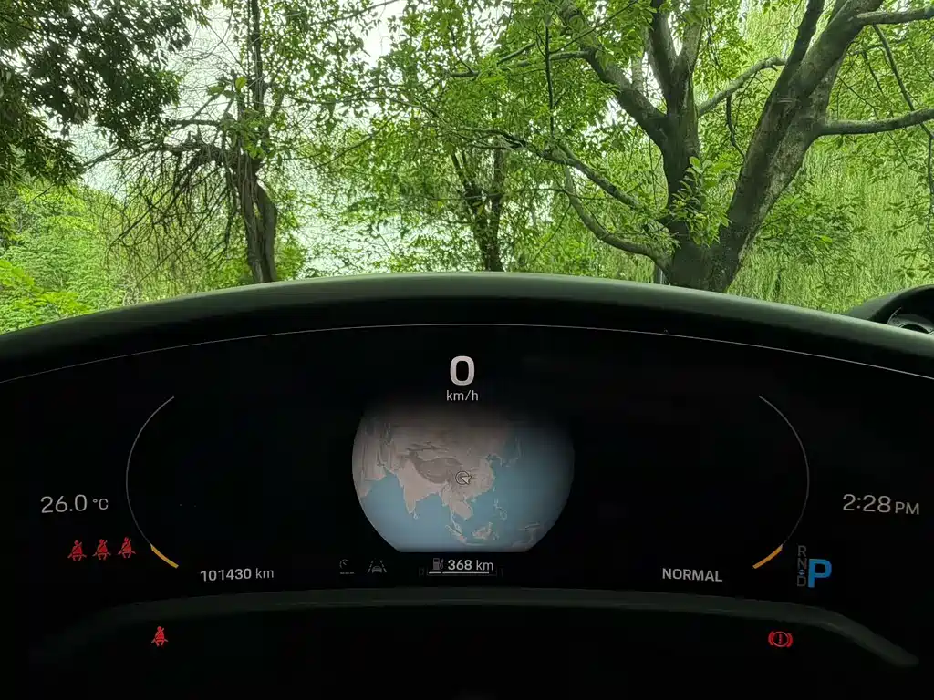 Porsche Taycan — миниатюра 8