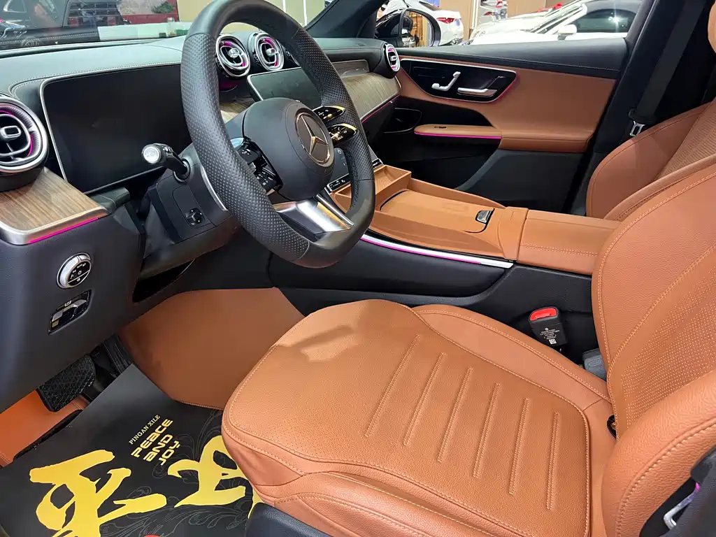 Mercedes-Benz GLC — миниатюра 5