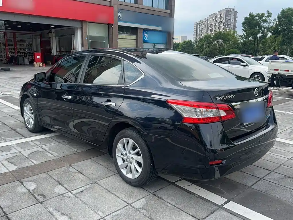 Nissan Sylphy — миниатюра 12