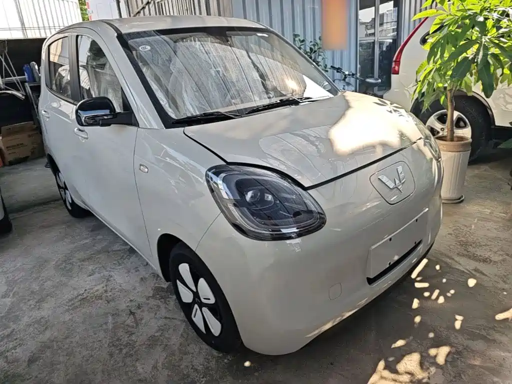 Wuling MINIEV — миниатюра 4