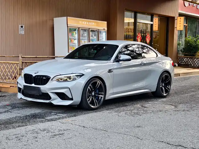 BMW M2