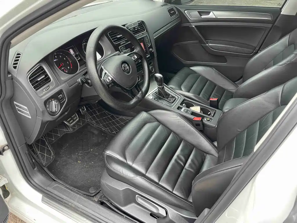 Volkswagen Golf — миниатюра 5