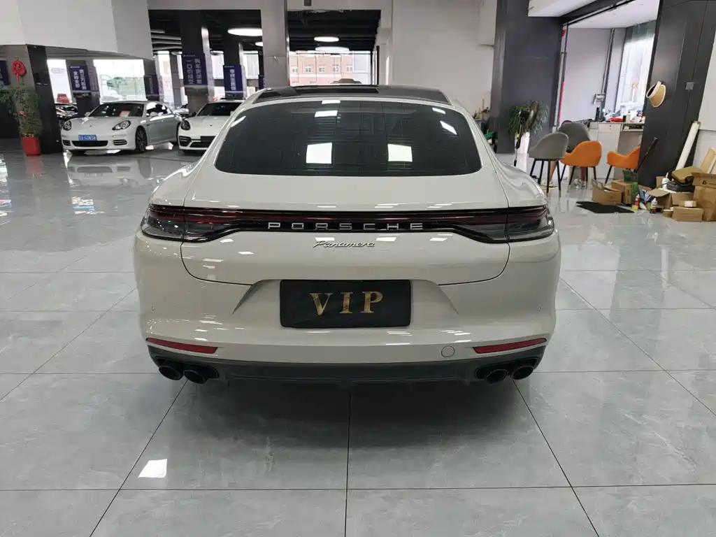 Porsche Panamera — миниатюра 7