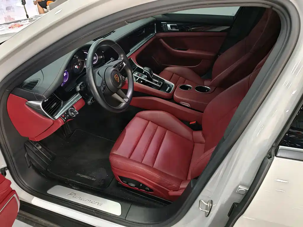 Porsche Panamera — миниатюра 10