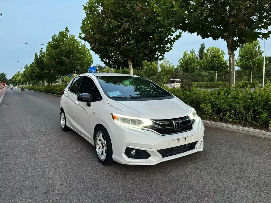 Honda Fit — миниатюра 3