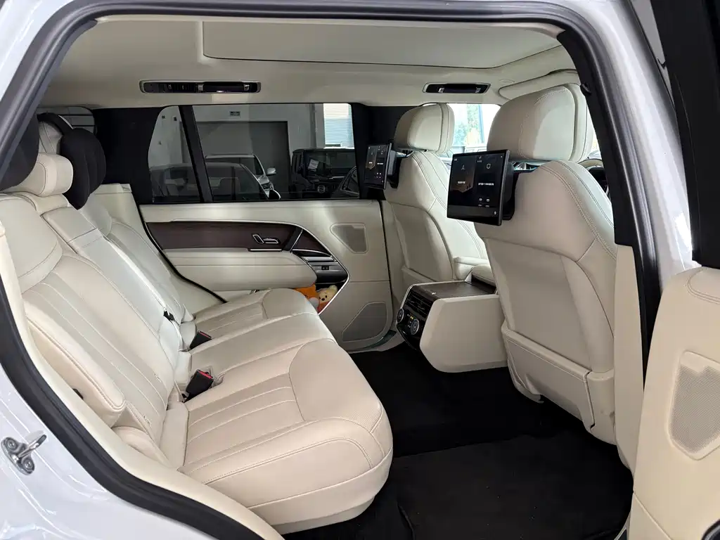 Land Rover Range Rover — миниатюра 14