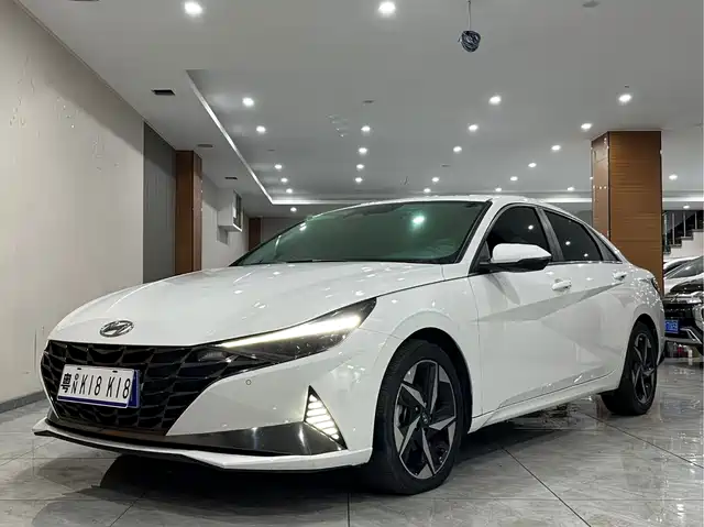 HYUNDAI ELANTRA 2022