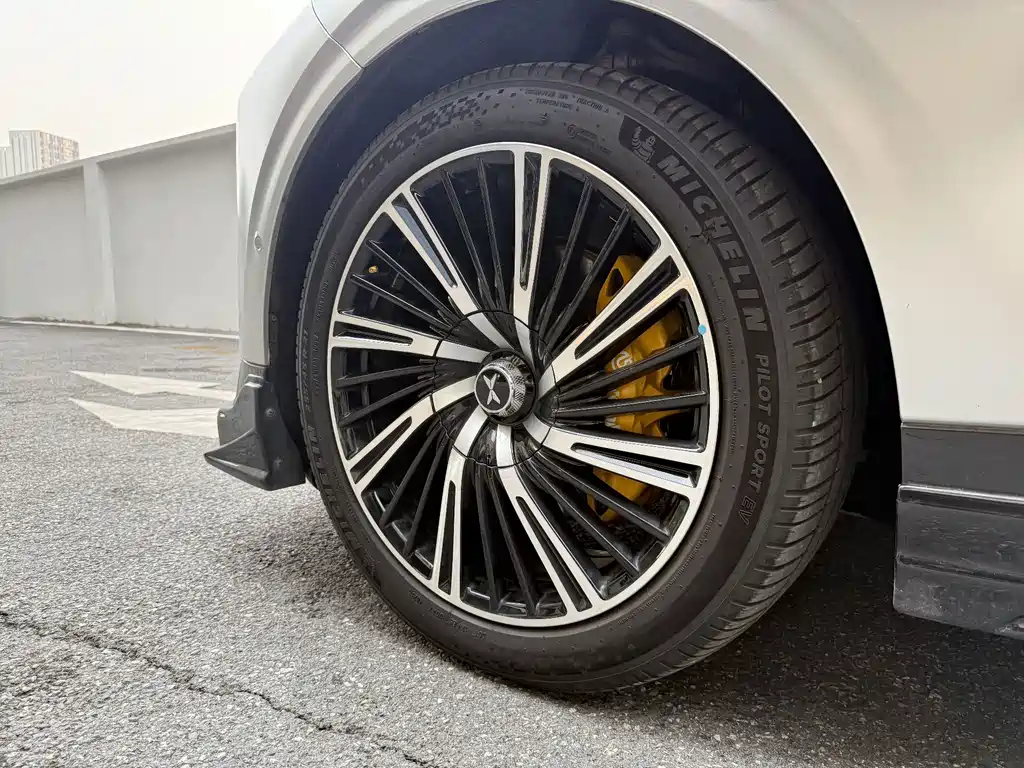 XPeng G9 — миниатюра 6