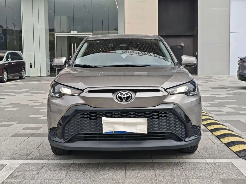 Toyota Frontlander — миниатюра 2