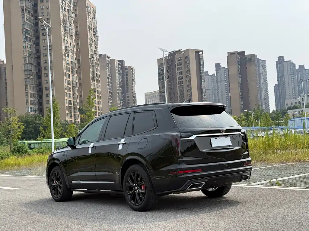 Cadillac XT6 — миниатюра 13